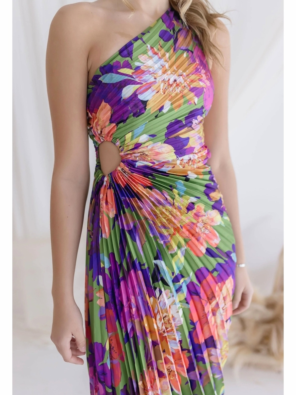 Dress Forum One-Shoulder Floral Dress